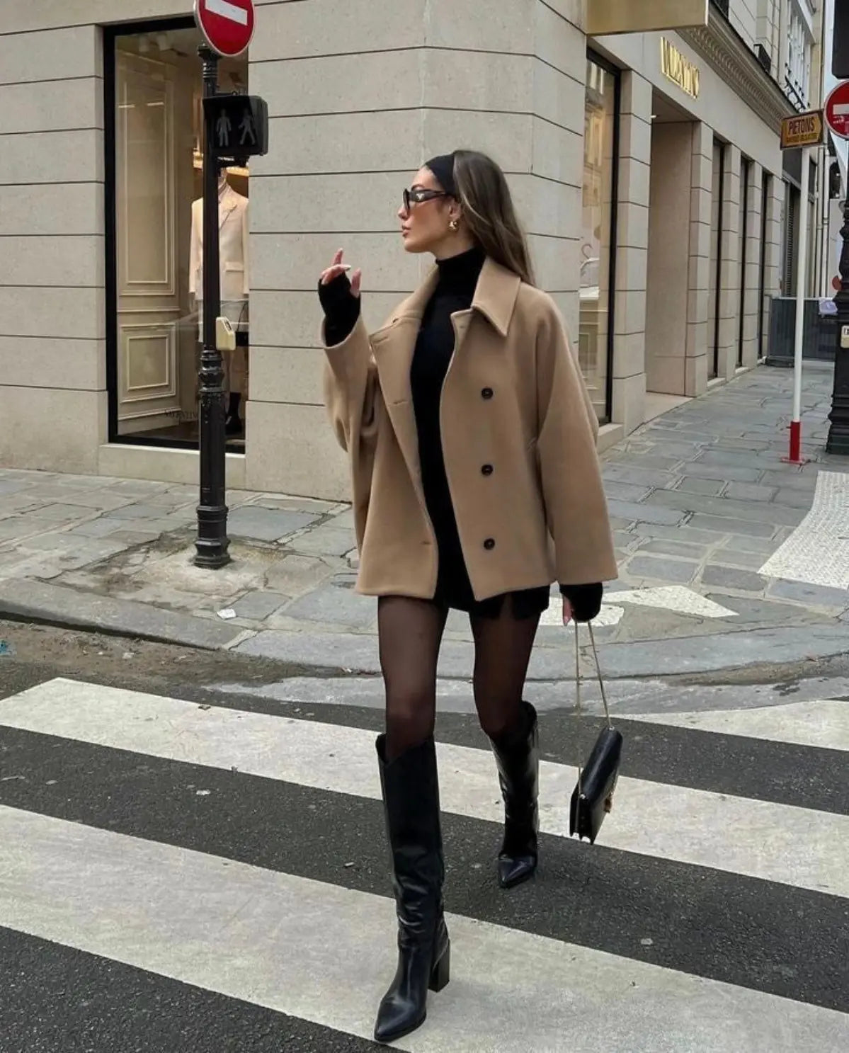 Bernarda – Elegancki płaszcz o minimalistycznym kroju