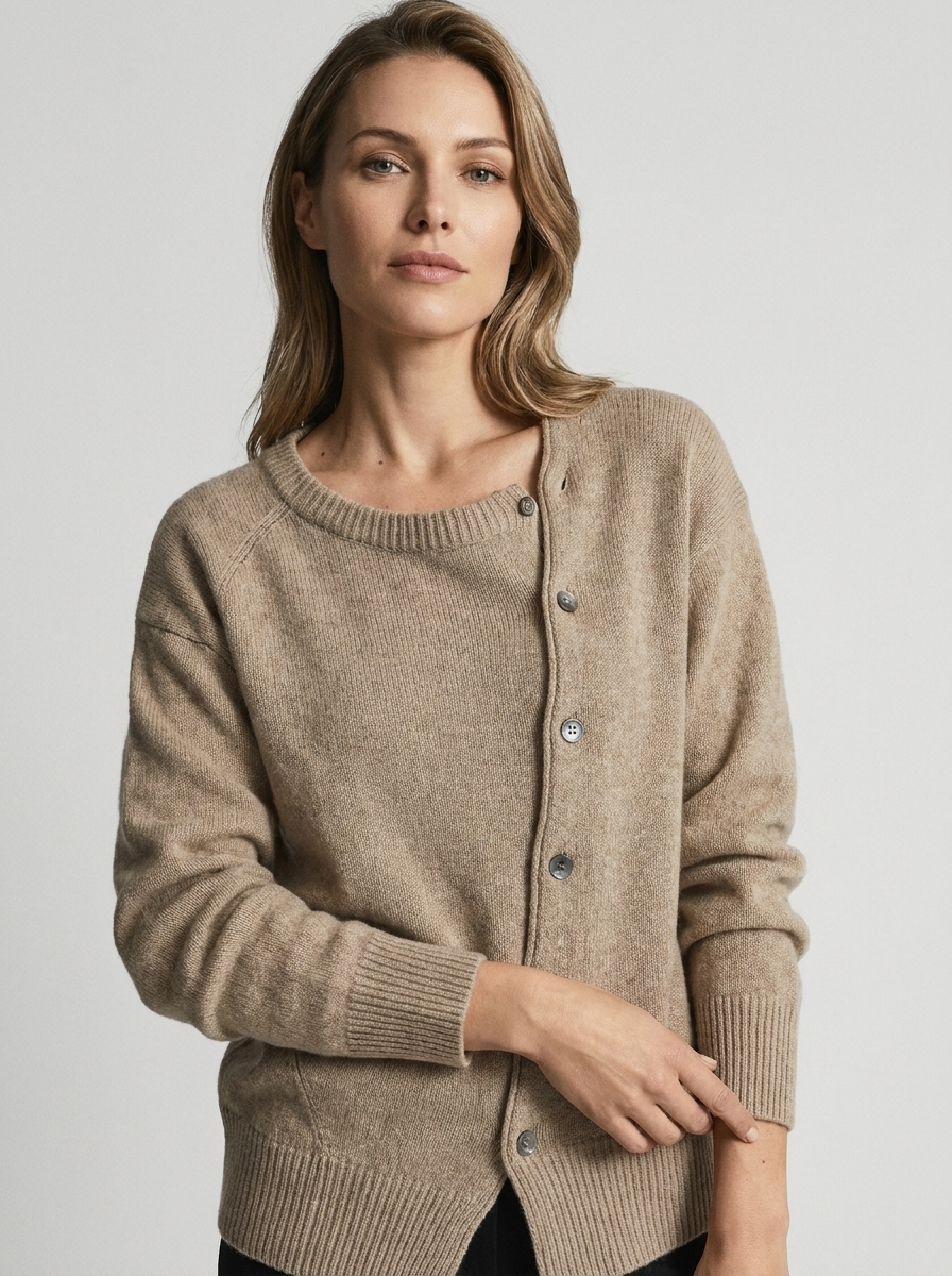 Bożydara – Kardigan z asymetrycznym zapięciem na guziki – Brązowy