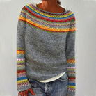 Wirginia – Sweter oversize z żakardowym wzorem przy dekolcie – Szary wielokolorowy