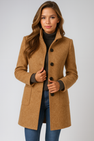 Izolda – Elegancki płaszcz ze stójką – Khaki