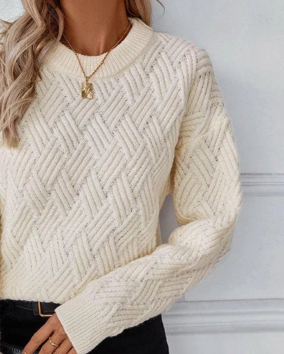 Aurelia – Elegancki sweter z delikatnej dzianiny z okrągłym dekoltem