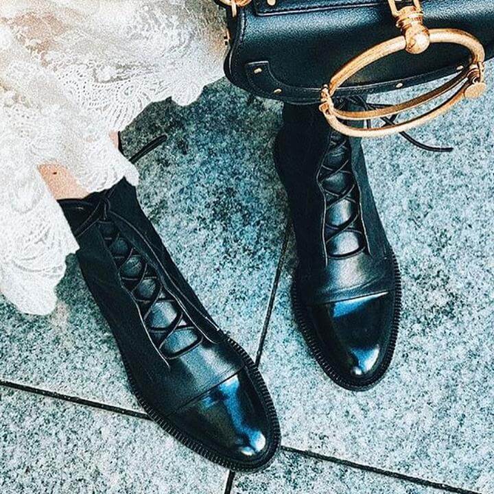 Mścisława – Sznurowane botki w stylu vintage z ociepleniem