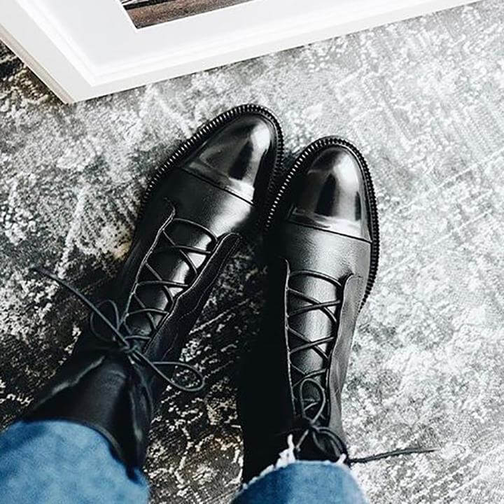 Mścisława – Sznurowane botki w stylu vintage z ociepleniem