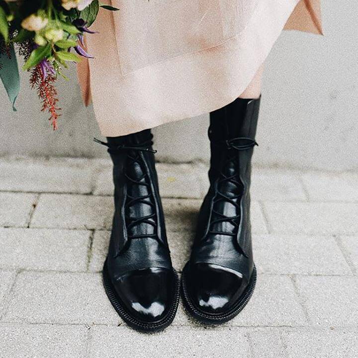 Mścisława – Sznurowane botki w stylu vintage z ociepleniem