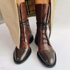 Mścisława – Sznurowane botki w stylu vintage z ociepleniem – Brązowy