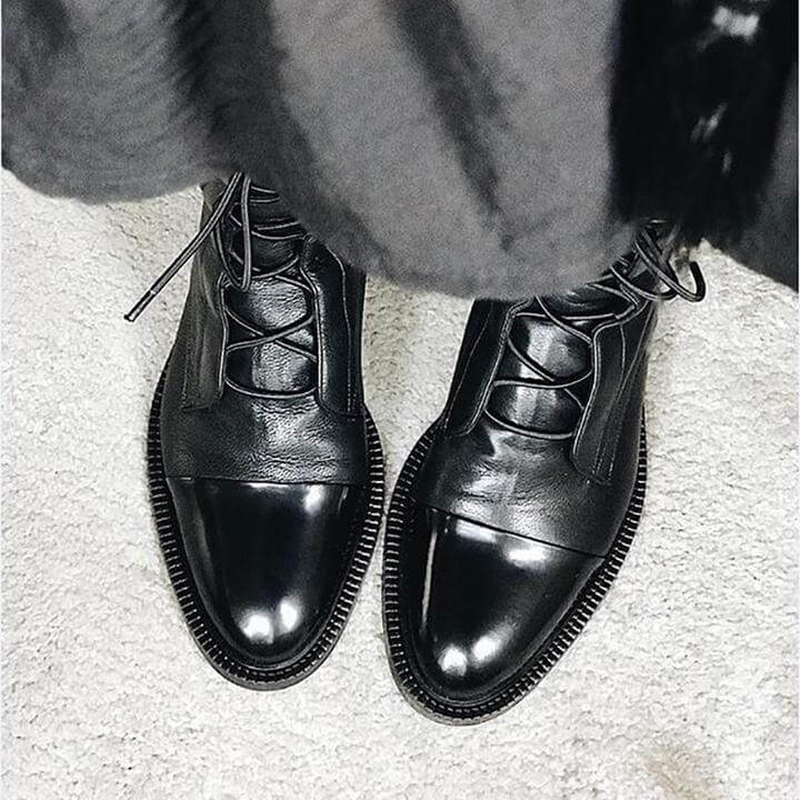 Mścisława – Sznurowane botki w stylu vintage z ociepleniem