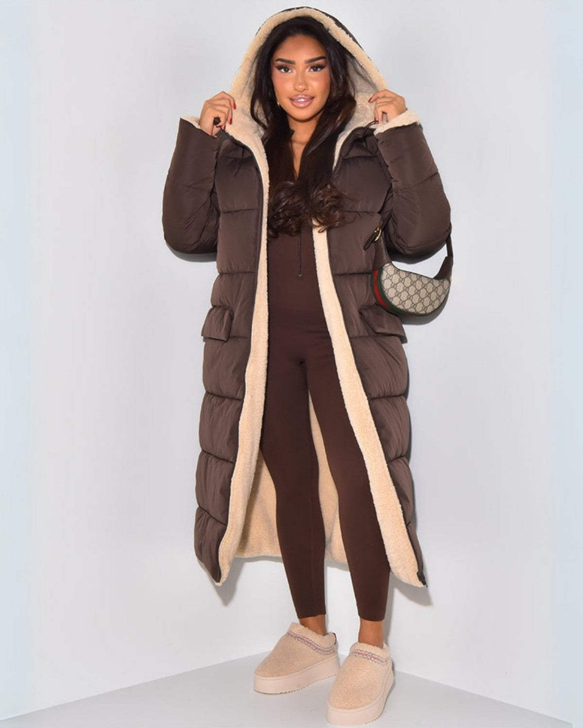 Bernadeta – Długi dwustronny płaszcz zimowy – Brązowy
