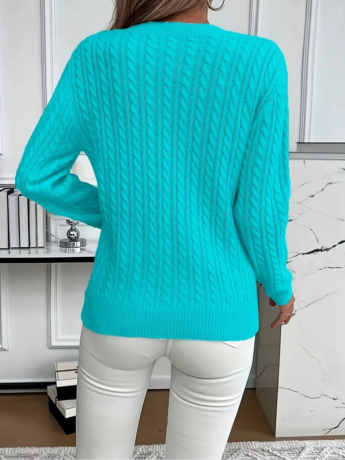 Lucyna – Sweter w warkocze z okrągłym dekoltem