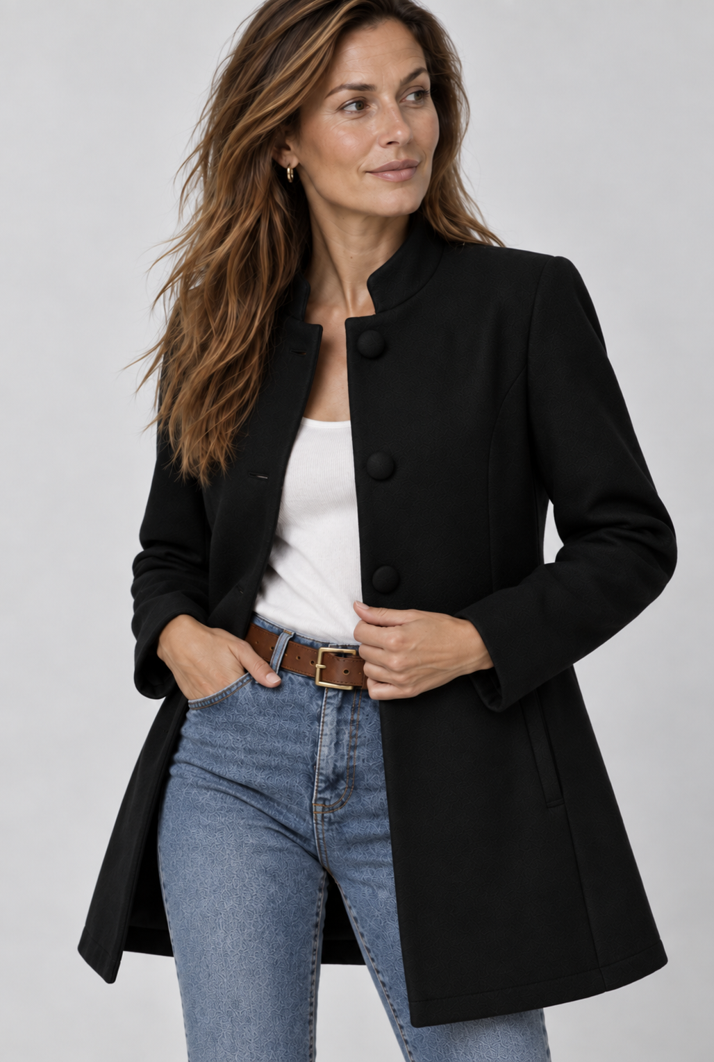 Czesława – Elegancki ciepły płaszcz w klasycznym kroju – Czarny