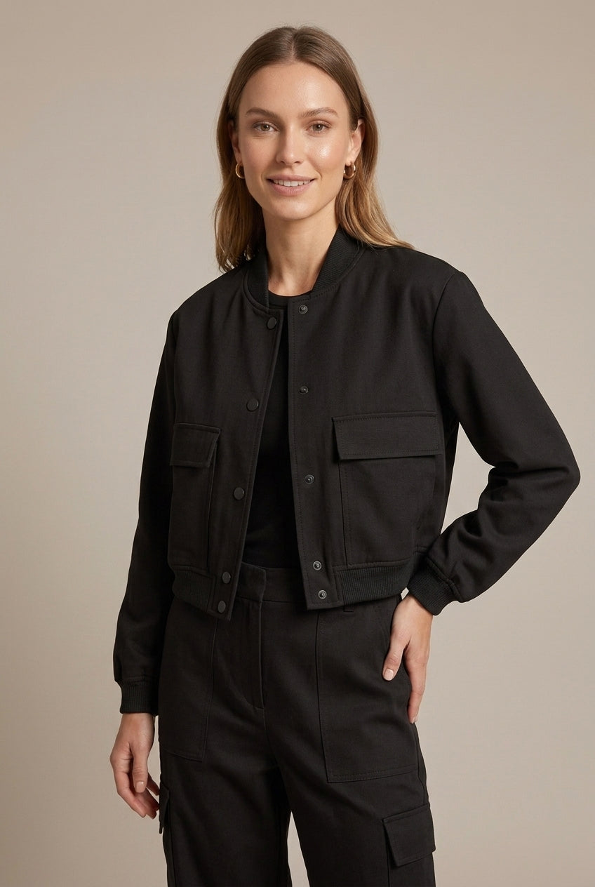 Lekka kurtka bomber damska – relaxed fit z zatrzaskami – Czarny