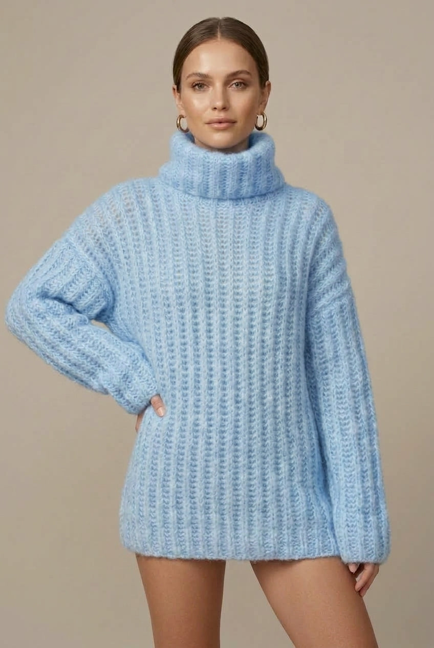 Oversizeowy Gruby Sweter z Golfem i Bufiastymi Rękawami – Jasnoniebieski
