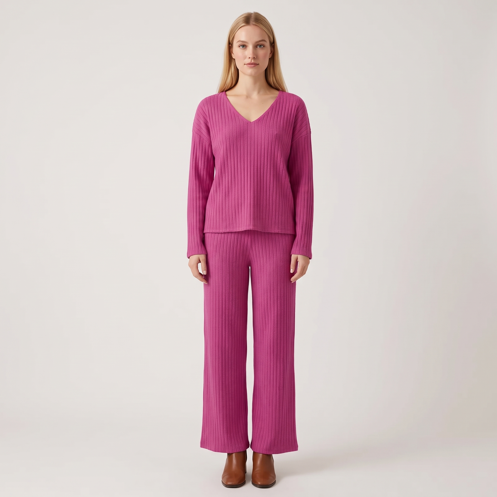Prążkowany komplet loungewear damski – top z dekoltem V i szerokie spodnie – Różowy