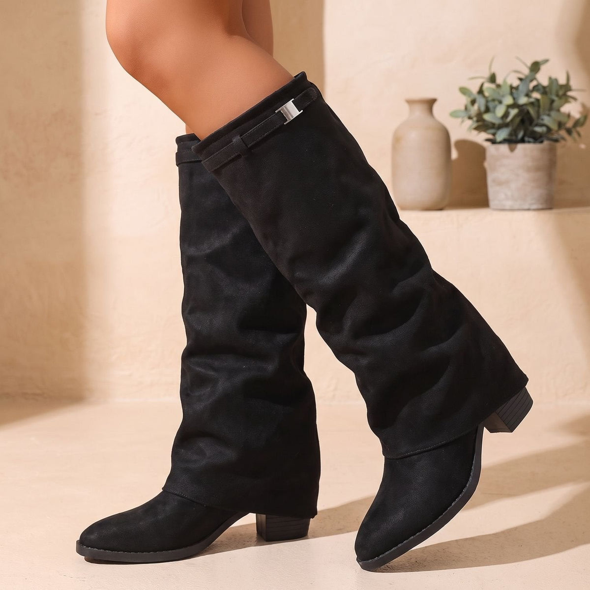 Sybilla – Kozaki slouchy z imitacji zamszu na niskim słupku